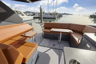 Thumbnail von Cruisers Yachts 38 GLS