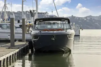 Thumbnail von Cruisers Yachts 38 GLS