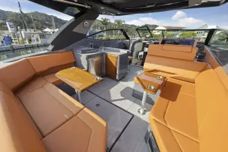 Thumbnail von Cruisers Yachts 38 GLS