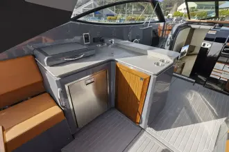 Thumbnail von Cruisers Yachts 38 GLS
