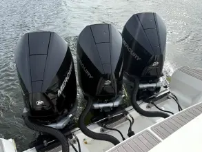 Thumbnail von Sea Ray 320 Sundancer