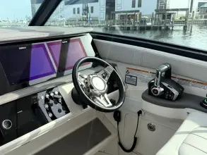 Thumbnail von Sea Ray 320 Sundancer
