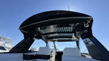 Thumbnail von Sea Ray 370 Sundancer Outboard