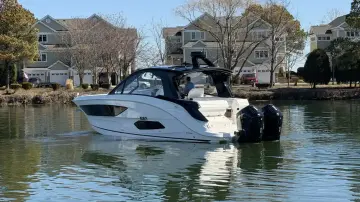 Thumbnail von Sea Ray 370 Sundancer Outboard