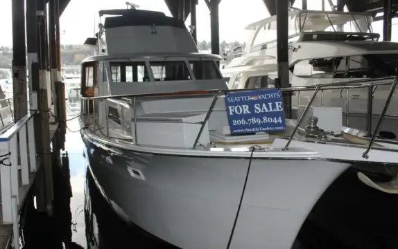 Hatteras Yachtfish 58 Apple 1
