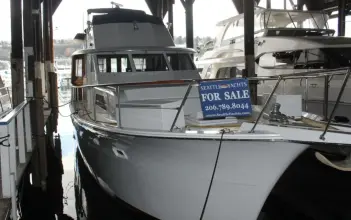 Hatteras Yachtfish 58 Apple 1
