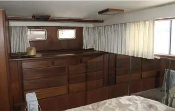 Thumbnail von Hatteras Yachtfish 58 Apple 1