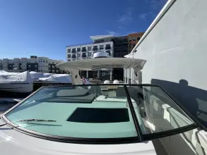 Thumbnail von Sea Ray SLX 400 Outboard