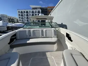 Thumbnail von Sea Ray SLX 400 Outboard