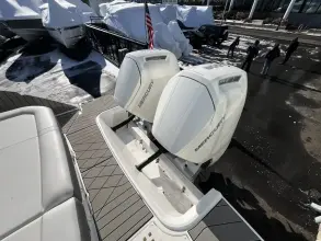Thumbnail von Sea Ray SLX 400 Outboard