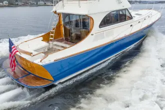 Thumbnail von Hinckley Talaria 55 FB