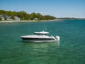 Thumbnail von Tiara Yachts 43LE