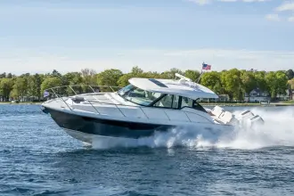 Thumbnail von Tiara Yachts 43LE