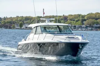 Thumbnail von Tiara Yachts 43LE