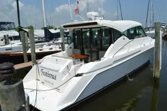 Thumbnail von Tiara Yachts 39 Coupe Fesstivus