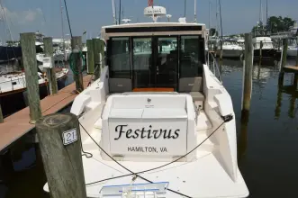 Thumbnail von Tiara Yachts 39 Coupe Fesstivus