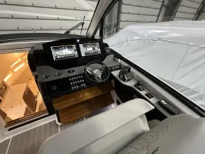 Thumbnail von Sea Ray 370 Sundancer