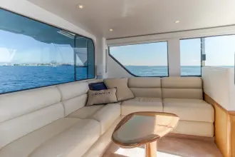 Thumbnail von Viking 58 Enclosed Bridge