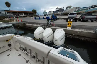 Thumbnail von Boston Whaler 350 Realm