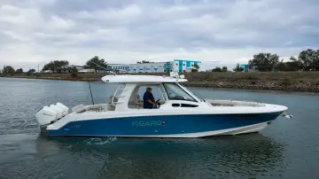 Thumbnail von Boston Whaler 350 Realm