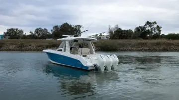 Thumbnail von Boston Whaler 350 Realm