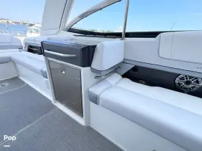 Thumbnail von Formula 330 Crossover Bowrider
