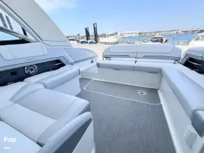 Thumbnail von Formula 330 Crossover Bowrider