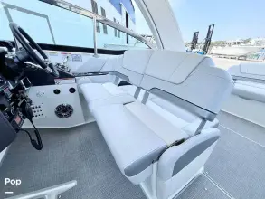 Thumbnail von Formula 330 Crossover Bowrider