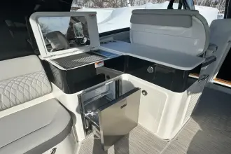 Thumbnail von Sea Ray 370 Sundancer Outboard