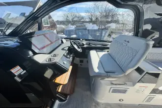 Thumbnail von Sea Ray 370 Sundancer Outboard