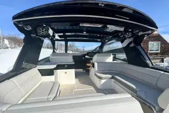 Thumbnail von Sea Ray 370 Sundancer Outboard