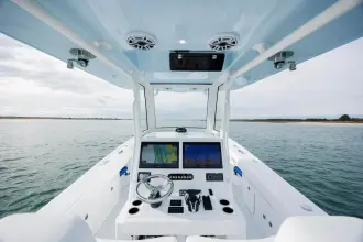 Thumbnail von Yellowfin 36 Offshore