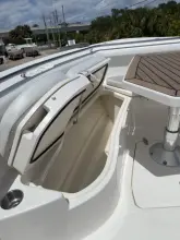 Thumbnail von Boston Whaler 350 Outrage Boomer