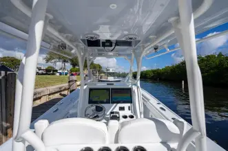 Thumbnail von Yellowfin 32 Offshore