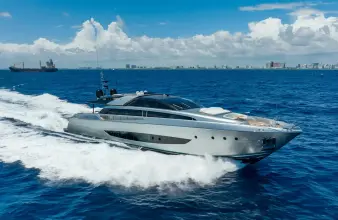 Riva 122 Mythos Chop Chop