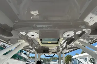 Thumbnail von Pursuit S 328 Sport Stock