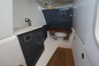Thumbnail von Boston Whaler 330 Vantage