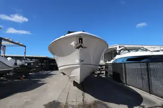 Thumbnail von Boston Whaler 330 Vantage