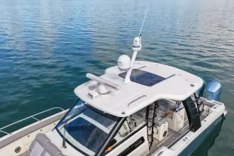 Thumbnail von Boston Whaler 42 Outrage