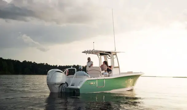 Sea Hunt Ultra 239 SE