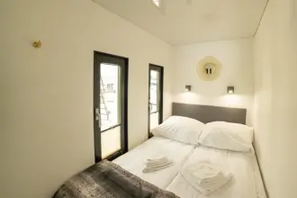 Thumbnail von Waterlodge Modern 11