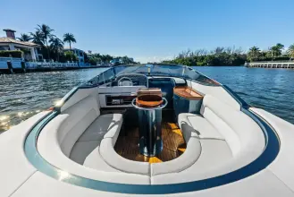 Thumbnail von Riva Aqua 33 Gucci  Isola