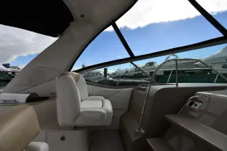 Thumbnail von Sea Ray 330 Sundancer