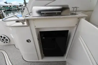 Thumbnail von Sea Ray 330 Sundancer