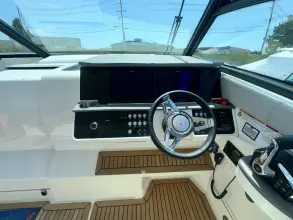 Thumbnail von Sea Ray 320 Sundancer Outboard