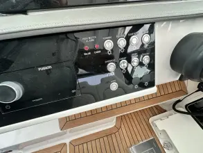 Thumbnail von Sea Ray 320 Sundancer Outboard