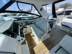 Thumbnail von Sea Ray 320 Sundancer Outboard