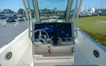 Thumbnail von Boston Whaler 280 Dauntless
