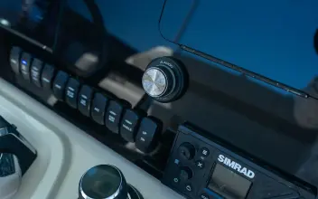Thumbnail von Boston Whaler 280 Dauntless