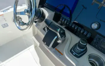 Thumbnail von Boston Whaler 280 Dauntless